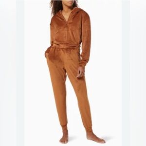 Skims Copper Velour Joggers size M